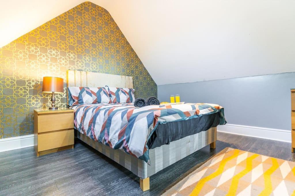 2 - Bed Haven With Free Parking *